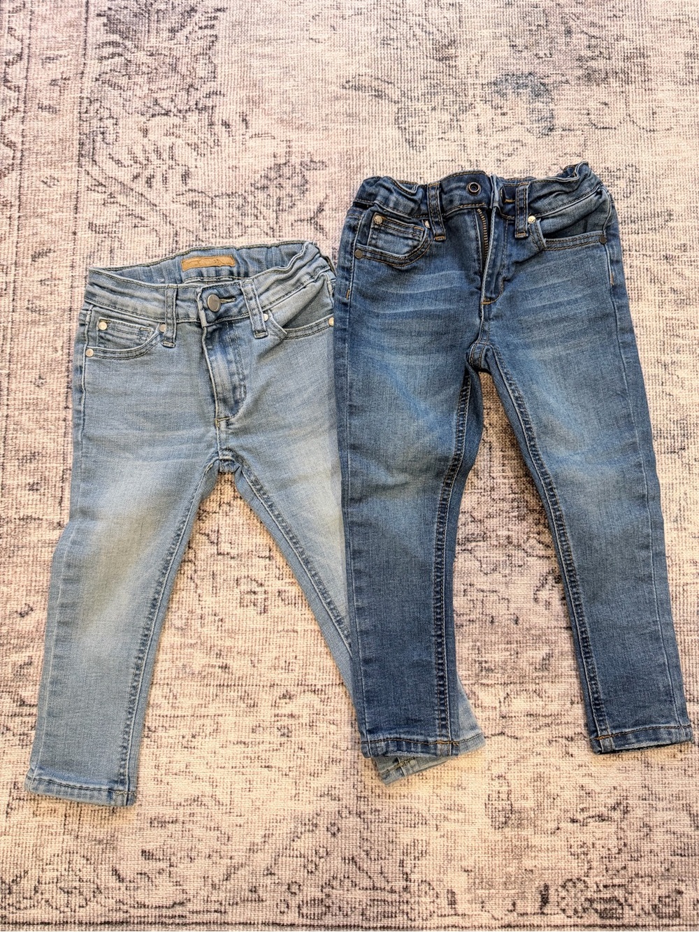 Joe's Jeans Kids Skinny Jeans in Light Blue and Dark Blue Duo